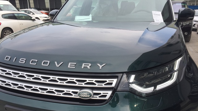 Lộ ảnh SUV hạng sang Land Rover Discovery thế hệ thứ 5 cập bến Việt Nam