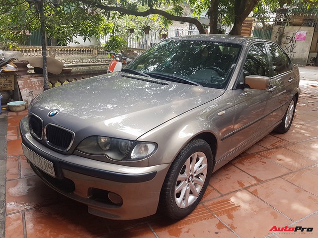BMW 3-Series 12 năm tuổi rao bán giá 270 triệu đồng tại Hà Nội - Ảnh 2.