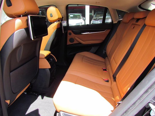 Đi hơn 40.000 km, chủ xe BMW X6 35i rao bán lại chịu lỗ gần 1,2 tỷ đồng - Ảnh 9. Đi hơn 40.000 km, chủ xe BMW X6 35i rao bán lại chịu lỗ gần 1,2 tỷ đồng - Ảnh 9.