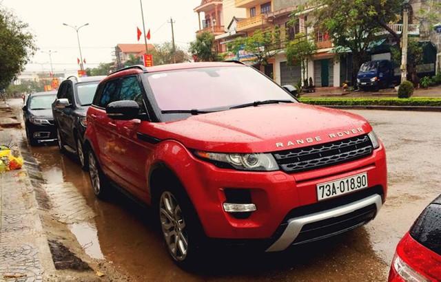 Điểm mặt những mẫu SUV khủng của các đại gia Quảng Bình - Ảnh 21. Điểm mặt những mẫu SUV khủng của các đại gia Quảng Bình - Ảnh 21.