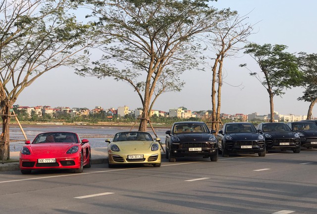 Dàn xe Porsche sang chảnh tập trung tại Hà Nội vào ngày cuối tuần - Ảnh 9.