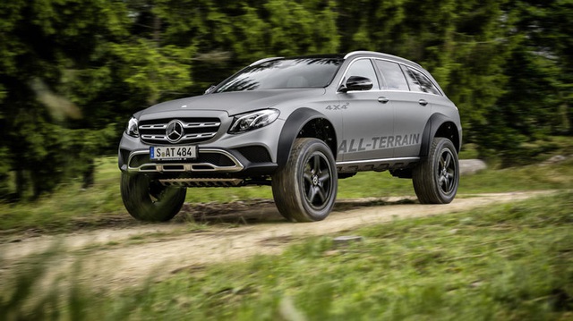 Mercedes-Benz E-Class được biến thành xe off-road vượt mọi địa hình