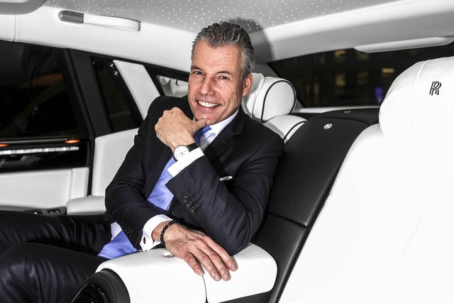 Khách mua Rolls-Royce đang được trẻ hoá - Ảnh 1. Khách mua Rolls-Royce đang được trẻ hoá - Ảnh 1.