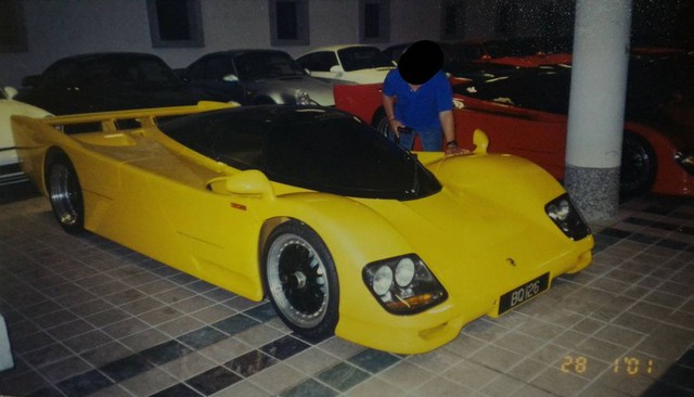 Chiêm ngưỡng những hình ảnh hiếm về bộ sưu tập xe “khủng” của Quốc vương Brunei - Ảnh 5.