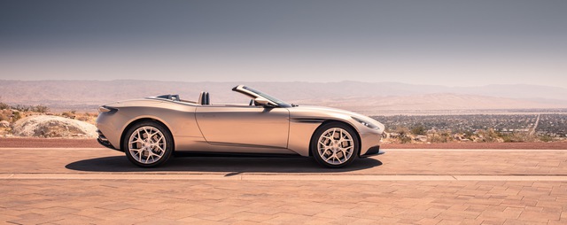 Cận cảnh vẻ đẹp xuất sắc của xe mui trần Aston Martin DB11 Volante mới - Ảnh 6.