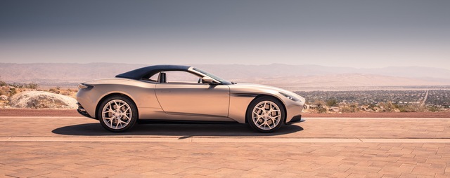 Cận cảnh vẻ đẹp xuất sắc của xe mui trần Aston Martin DB11 Volante mới - Ảnh 4.