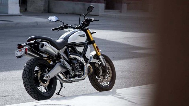 Ducati Scrambler 1100 bất ngờ "hiện nguyên hình" trước ngày ra mắt