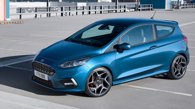 Phiên bản hiệu suất cao của Ford Fiesta trình làng - Ảnh 3.