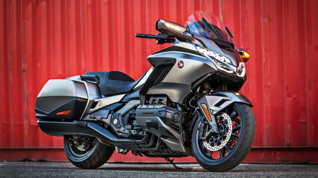 "Ông vua đường trường" Honda Goldwing 2018 chính thức trình làng, giá từ 534,5 triệu Đồng