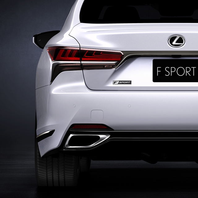 Hé lộ hình ảnh của sedan thể thao Lexus LS500 F Sport 2018 - Ảnh 1.