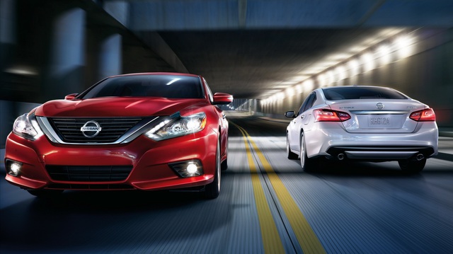 Nissan Teana phiên bản Mỹ được trang bị tốt hơn để cạnh tranh Toyota Camry và Honda Accord