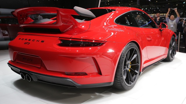 Khách hàng Việt đã có thể đặt hàng ngay Porsche 911 GT3 vừa ra mắt tại Geneva - Ảnh 5.