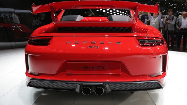 Porsche 911 GT3 2018 chính thức ra mắt, giá từ 3,3 tỷ Đồng - Ảnh 8.