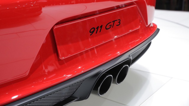 Porsche 911 GT3 2018 chính thức ra mắt, giá từ 3,3 tỷ Đồng - Ảnh 9.