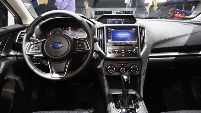 Subaru Impreza 2018: Rộng rãi và an toàn hơn - Ảnh 6.