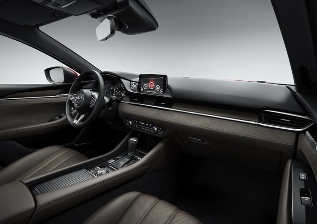 Mazda6 2018 được trang bị động cơ tăng áp để cạnh tranh Camry và Accord - Ảnh 8.