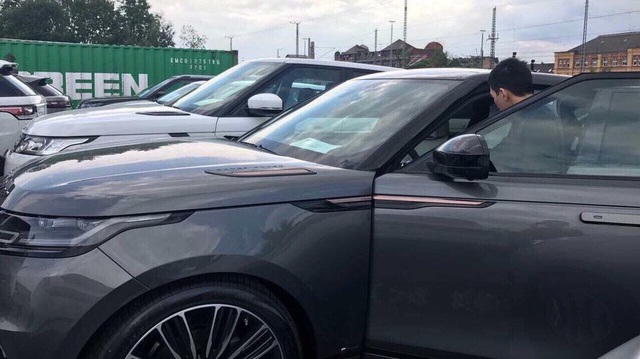 Rộ tin đồn SUV cỡ nhỏ Range Rover Velar sắp về Việt Nam