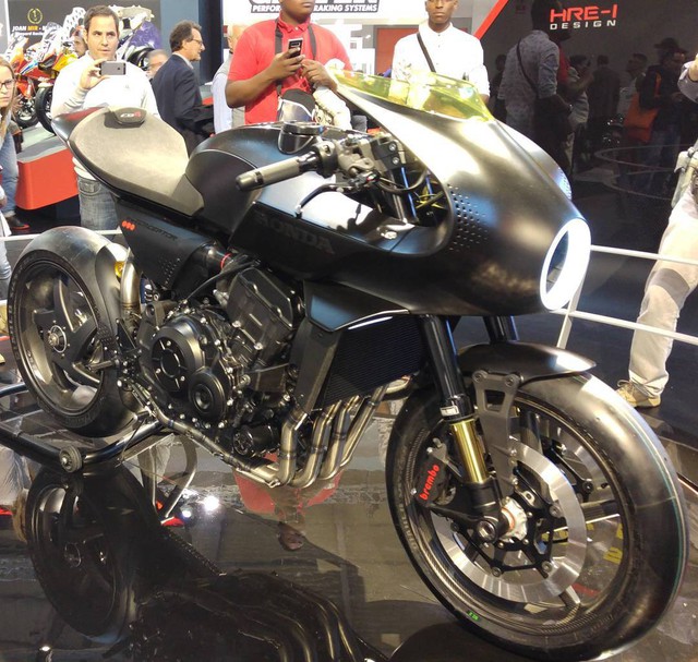 Chiêm ngưỡng vẻ đẹp của Honda CB4 Interceptor - xe café racer đến từ tương lai - Ảnh 5. Chiêm ngưỡng vẻ đẹp của Honda CB4 Interceptor - xe café racer đến từ tương lai - Ảnh 5.