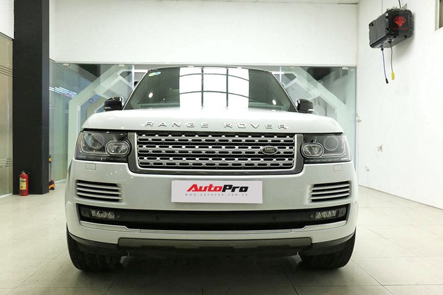 Khám phá Range Rover Autobiography 3.0L đi hơn 31.000 km vẫn có giá hơn 4,7 tỷ đồng - Ảnh 3.