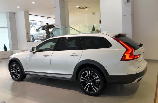 Wagon hạng sang Volvo V90 2018 đầu tiên về Việt Nam, chưa có giá bán - Ảnh 3.