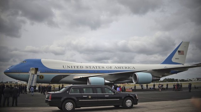Trong lễ nhậm chức đêm nay, Tân tổng thống Mỹ Donald Trump sẽ đi xe gì - Ảnh 1. Trong lễ nhậm chức đêm nay, Tân tổng thống Mỹ Donald Trump sẽ đi xe gì - Ảnh 1.