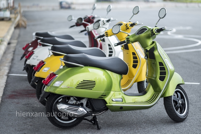 Vespa GTS trình làng khách Việt với 3 phiên bản 125cc, 150cc và 300cc - Ảnh 3.
