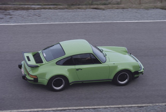 Porsche 911 và lịch sử của dòng xe thể thao bán chạy nhất từ trước đến nay - Ảnh 4. Porsche 911 và lịch sử của dòng xe thể thao bán chạy nhất từ trước đến nay - Ảnh 4.