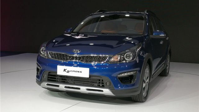Vén màn crossover nhỏ xinh và giá "mềm" Kia K2 Cross