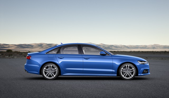Audi bất ngờ giảm giá cả trăm triệu tại Việt Nam nhằm hỗ trợ khách đăng ký trước bạ - Ảnh 2.
