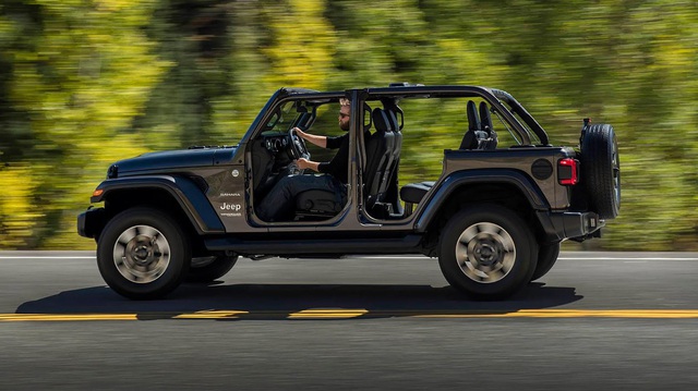 Jeep Wrangler 2018 dập tan mọi quan ngại từ người tiêu dùng