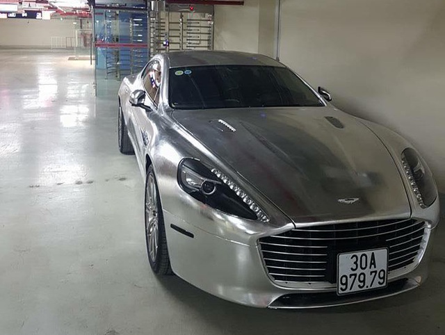 Tay chơi Ninh Bình thay áo mới cho Aston Martin Rapide S hết 15 triệu Đồng - Ảnh 1.