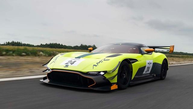 Nghe thử tiếng thở của siêu xe dành cho đường đua Aston Martin Vulcan AMR Pro - Ảnh 5.
