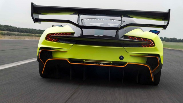 Nghe thử tiếng thở của siêu xe dành cho đường đua Aston Martin Vulcan AMR Pro - Ảnh 10.