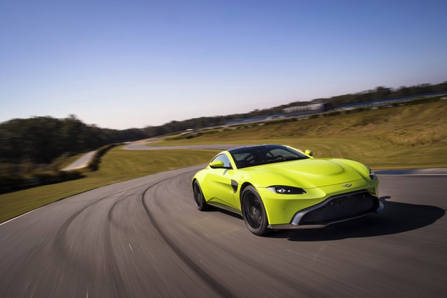Aston Martin Vantage 2019 phá bỏ giới hạn trong thiết kế - Ảnh 7. Aston Martin Vantage 2019 phá bỏ giới hạn trong thiết kế - Ảnh 7.