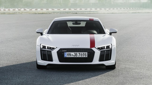 Audi giới thiệu siêu xe R8 V10 phiên bản dẫn động cầu sau, giá từ 3,8 tỷ Đồng - Ảnh 13.