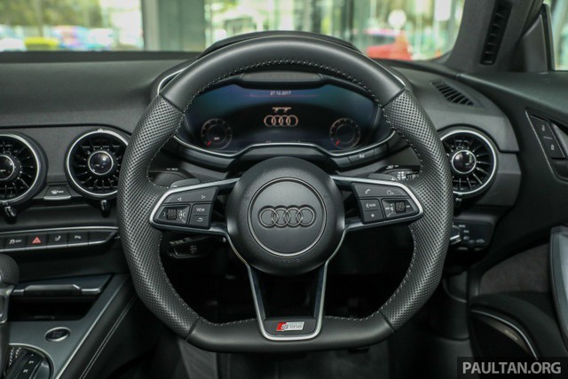Audi TT 2.0 Black Edition 2018 có giá 77.858 USD tại Malaysia - Ảnh 12.