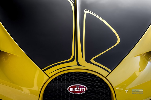 Bugatti Chiron đến Mỹ với giá 3 triệu USD và cản va sau không giống ai được làm đẹp - Ảnh 4.