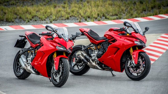Ducati Supersport 2017 - "Hoa hậu" của triển lãm EICMA 2016 sắp được giới thiệu tại Việt Nam