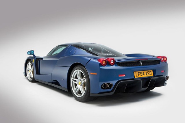 Hàng hiếm Ferrari Enzo với màu sơn cực độc được bán với giá 53,6 tỷ Đồng - Ảnh 3.