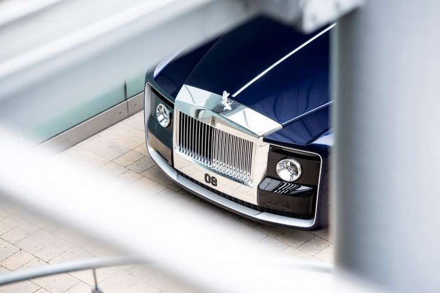 Rolls-Royce Sweptail: 4 năm, 13 triệu USD và đưa Bespoke đến đỉnh cao mới - Ảnh 4.