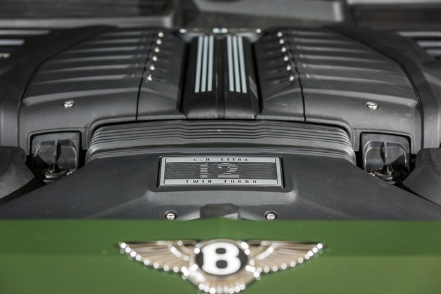 Cận cảnh Bentley Bentayga cá nhân hóa độc nhất Việt Nam - Ảnh 7.