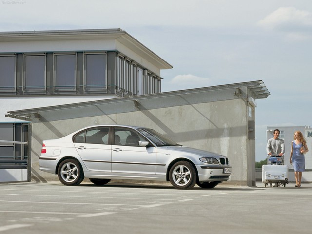 BMW 3-Series 12 năm tuổi rao bán giá 270 triệu đồng tại Hà Nội - Ảnh 9.