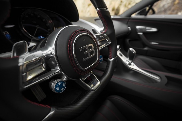 Bugatti Chiron phiên bản Người dơi giá ước tính 4 triệu USD - Ảnh 13.