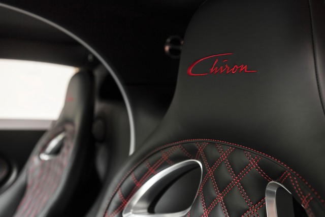 Bugatti Chiron phiên bản Người dơi giá ước tính 4 triệu USD - Ảnh 9.