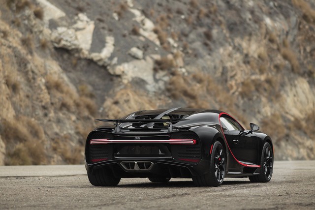 Bugatti Chiron phiên bản Người dơi giá ước tính 4 triệu USD - Ảnh 7.