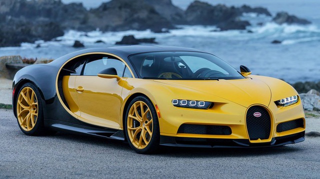 Bugatti Chiron đến Mỹ với giá 3 triệu USD và cản va sau không giống ai được làm đẹp - Ảnh 1.