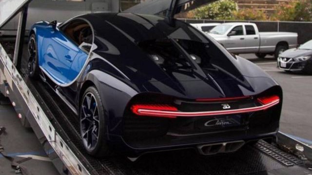 Bugatti Chiron được rao bán bằng nửa giá niêm yết gây xôn xao