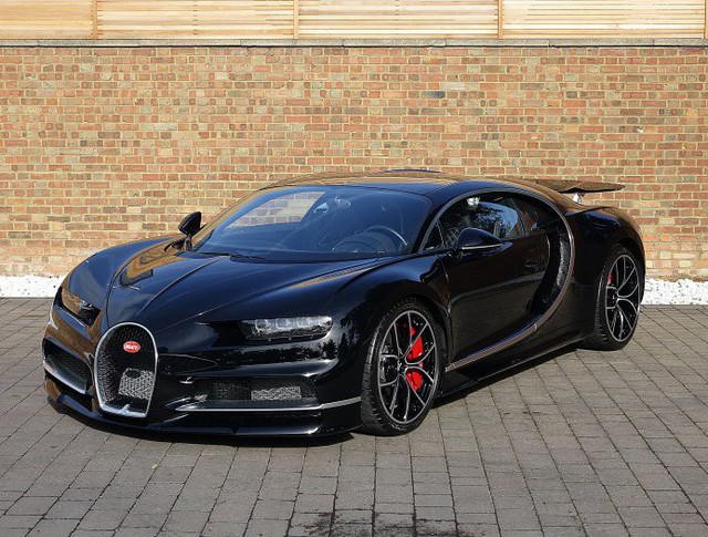 Bugatti Chiron đã qua sử dụng được rao bán với giá 4,78 triệu USD - Ảnh 1.