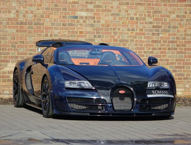 Chạy gần 3.000 km, Bugatti Veyron Grand Sport Vitesse vẫn có giá chát 67 tỷ Đồng - Ảnh 2.