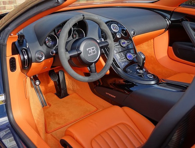 Chạy gần 3.000 km, Bugatti Veyron Grand Sport Vitesse vẫn có giá chát 67 tỷ Đồng - Ảnh 10.